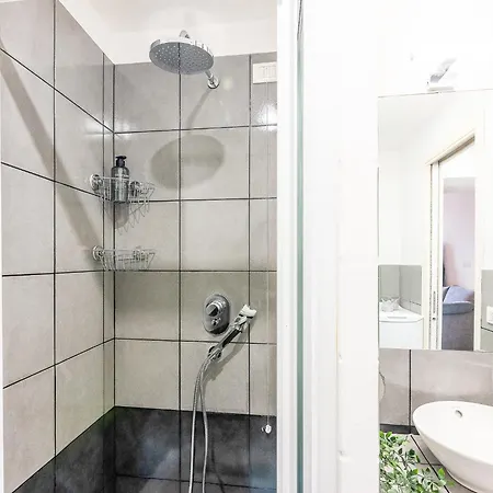 Modern Comfort Tortona Wi-fi Free Appartement Milaan