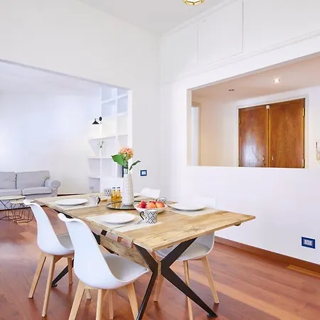 Apartmán Porta Nuova Luxury 8 Minutes From The Duomo, With Ac And Wifi Milán