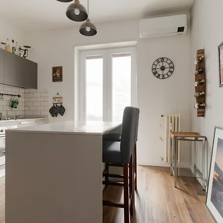 Guesthost - Cenisio Cozy Flat Near Mm5 Μιλάνο