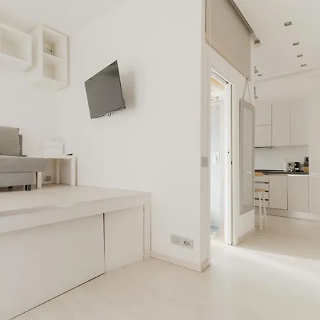 Abbiategrasso - Volvinio - Spazioso Monolocale 公寓