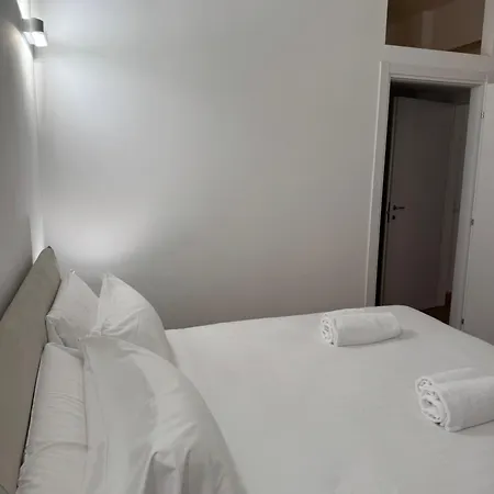 Luro - Porta Ticinese N2 Apartamento *