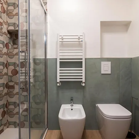 Pontida 4 - Bilocale Moscova Appartement *