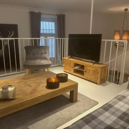 Apartament V13 Mediolan