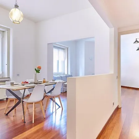 Porta Nuova Luxury 8 Minutes From The Duomo, With Ac And Wifi Apartmán