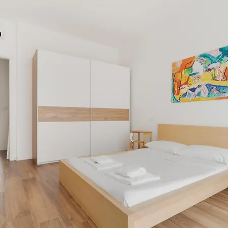 Guesthost - Cenisio Cozy Flat Near Mm5 * Μιλάνο