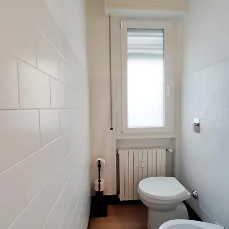 Apartment Station - Modern Milan