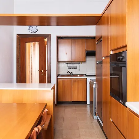 Youhosty - Lodi Rosso 121 Apartment