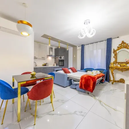 Porta Venezia 6 Posti Letto, Ampio Con Wifi Milano