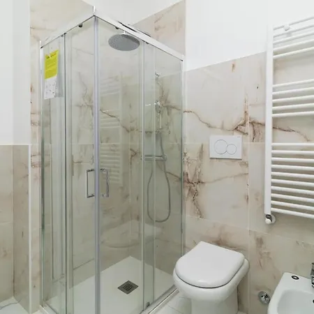 In The Heart Of Charm And Comfort On The Navigli Διαμέρισμα