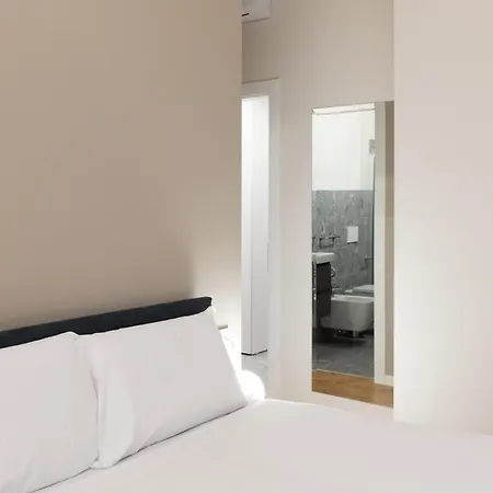 Elegance, Comfort And Charm In Moscova Apartamento