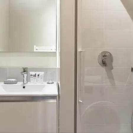 Cozy In The Risorgimento Area Апартаменты