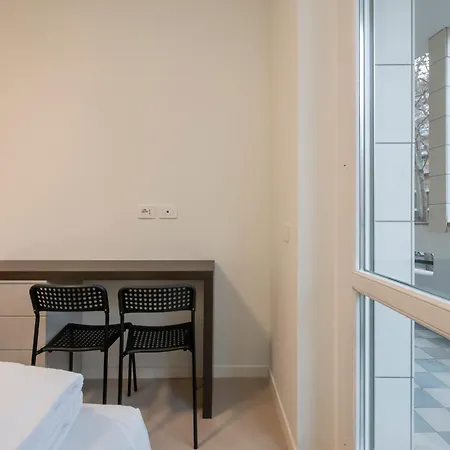 I-host - Modern 1br With Balcony Near Sempione Apartmán