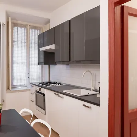 Characteristic One Bedroom Columns Of San Lorenzo Appartement