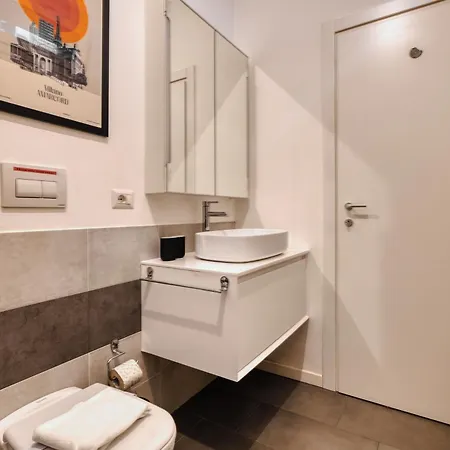 Just Urban - Design Loft 2 Bathrooms And Balcony - 9 Min M4 Duomo Milano