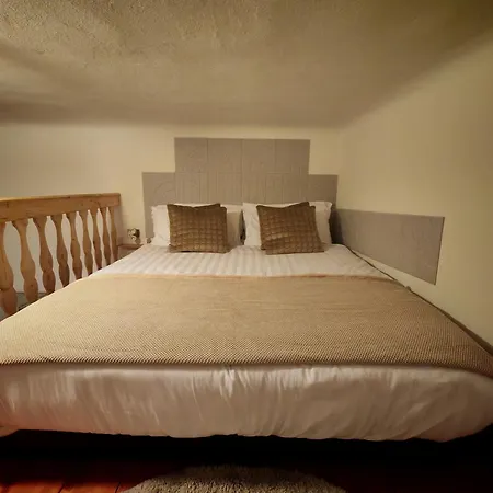 Sanzio Loft 4bed Wifi 6 Fermate Dal Duomo Milan