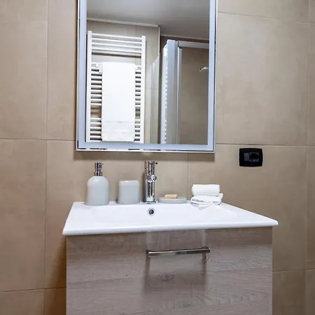 Unit D With View And Terrace Apartament