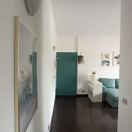 15 Min From The Cathedral, Spacious, Bright, Elevator, Wi-fi 米兰