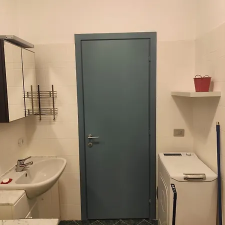 15 Min From The Cathedral, Spacious, Bright, Elevator, Wi-fi 公寓 *