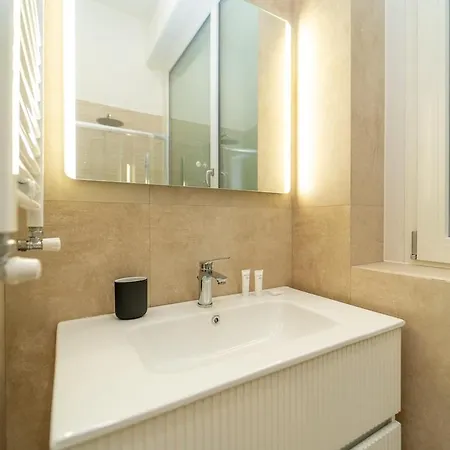 Elegant In The Center With Smarttv Wifi شقة *