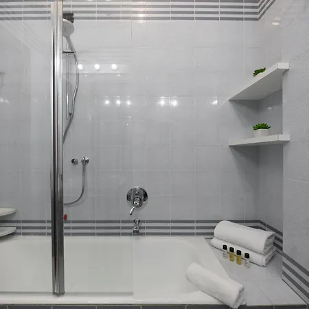 Borromei, 11 - Eleganza In Pieno Centro Daire Milano