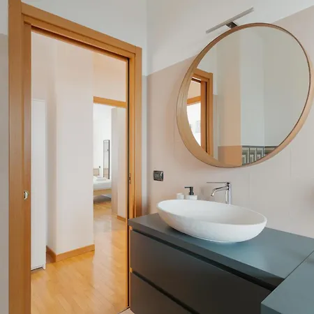 Guesthost - Cozy Santa Giulia Milan