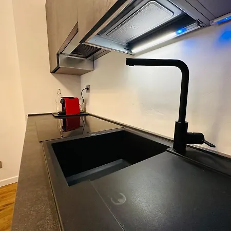Apartmán Cassala 45 - Di Design Ristrutturato, 2 Camere, Navigli *