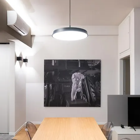 Elegance, Comfort And Charm In Moscova Apartamento *