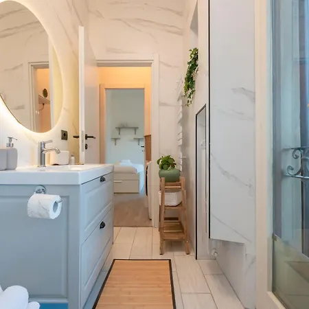 Bright Top-floor With Private Terrace Daire