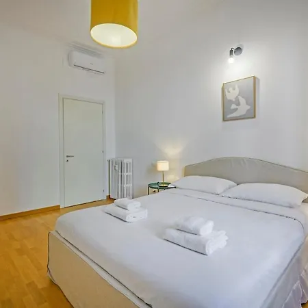 아파트 Vigoni 4 - Fabulous For 6 People