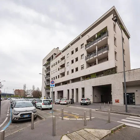 Tolstoj 1, Superior By Smartstay - Via Tortona, M4, Navigli