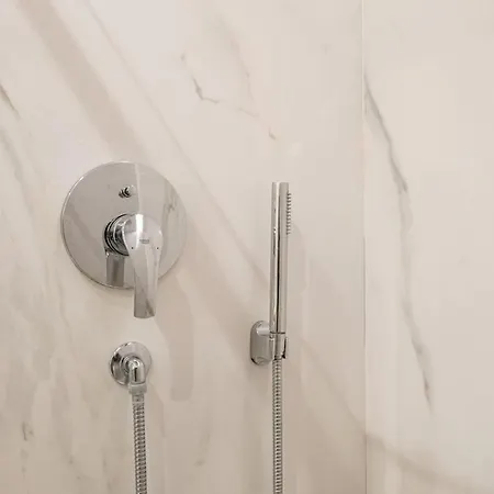 Apartamento Ht Maison Angera *