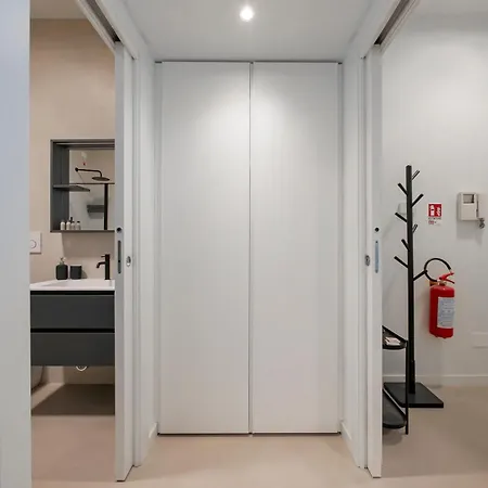 I-host - Modern 1br With Balcony Near Sempione Apartmán