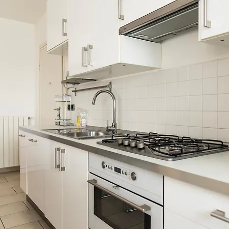 Youhosty-mezzofanti 24 Appartement *