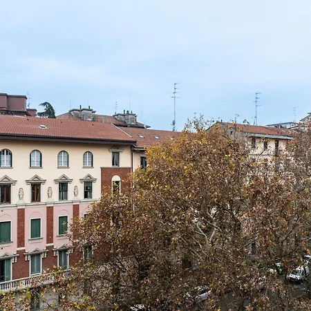 Youhosty - Lodi Rosso 121 Apartment *