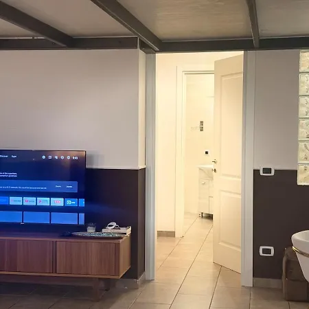 Acasadiimma Loft Elegante A 2 Min Da Metropolitana Porta Romana Con Wifi, Corte Interna