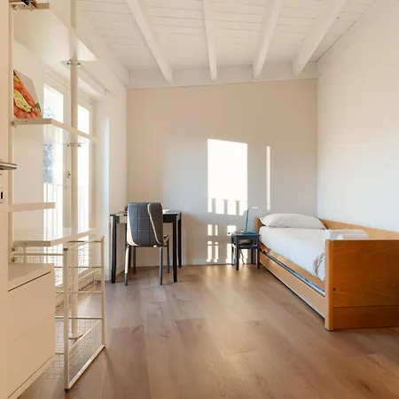 Guesthost - Cozy Porta Vittoria Area Appartement Milan