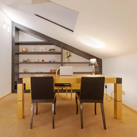 Guesthost - 500sqm Luxury With Spa, Gym, Terrace, Game & Garage *