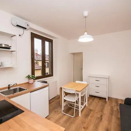 Darsena Riverside Apartman *