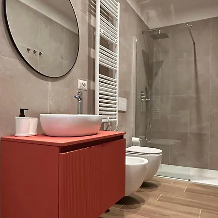 Modern And Bright House 20 Minutes From The Duomo * Milán
