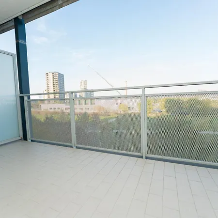 아파트 3br With Large Terrace - 800m From San Leonardo M1