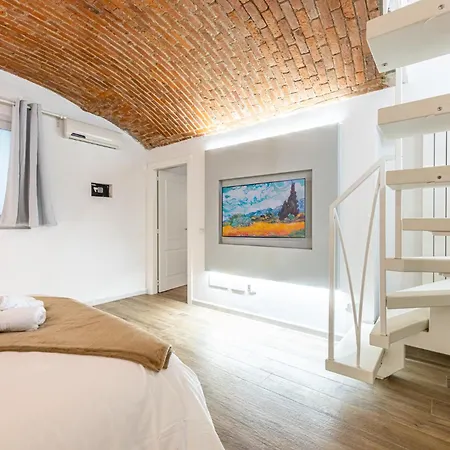 Apartament Colonna Lovely Loft - 10 Min Duomo - Buonarroti M1 *