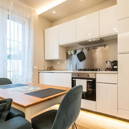 Apartamento Ht Maison Angera Milán