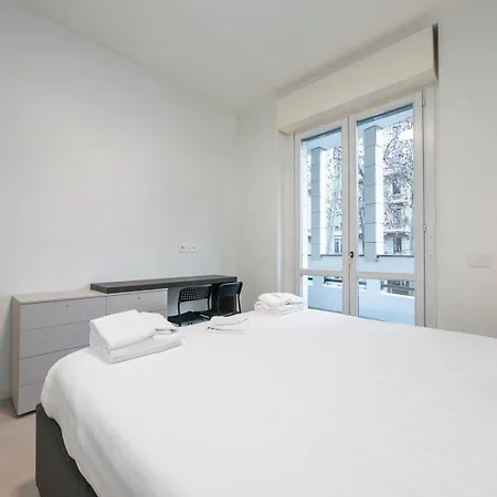 I-host - Modern 1br With Balcony Near Sempione Apartmán