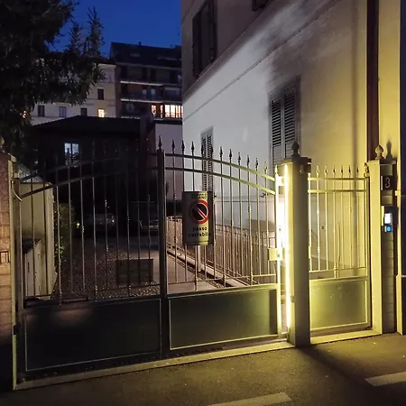 California Suite, Zona Tortona-solari-citylife, Un'oasi Nel Centro Di Apartamento Milão