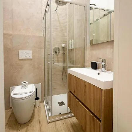 Elegant In The Center With Smarttv Wifi ميلان