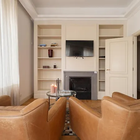Guesthost - 500sqm Luxury With Spa, Gym, Terrace, Game & Garage Διαμέρισμα *