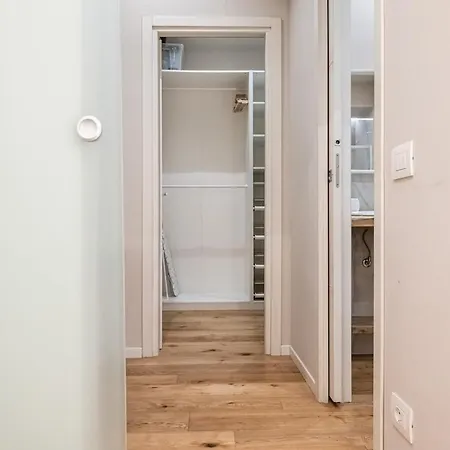 Ht Maison Angera Milán