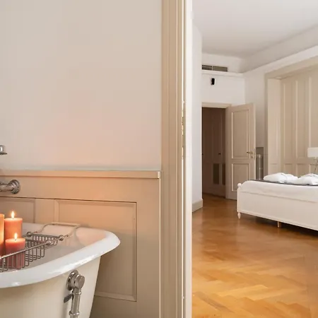 Διαμέρισμα Guesthost - 500sqm Luxury With Spa, Gym, Terrace, Game & Garage *