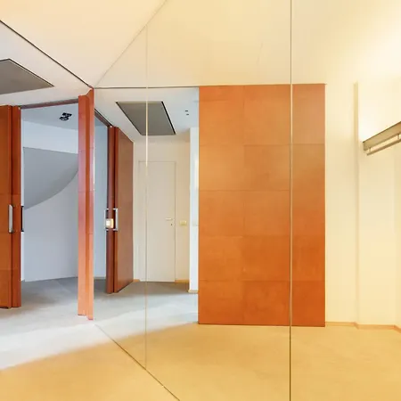 Guesthost - 500sqm Luxury With Spa, Gym, Terrace, Game & Garage Διαμέρισμα