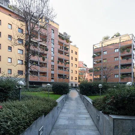 Guesthost - 500sqm Luxury With Spa, Gym, Terrace, Game & Garage Διαμέρισμα